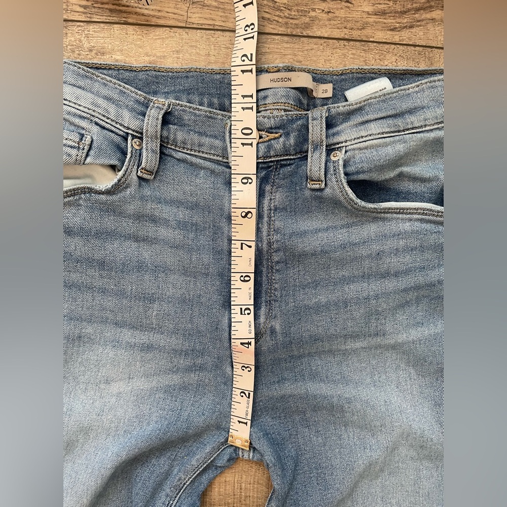 Hudson Jeans High Rise Cropped Kick Flare in Light Blue with Knee Distress - Picture 6 of 11